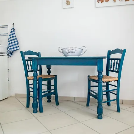 מלון Ficus Traditional קפלוס