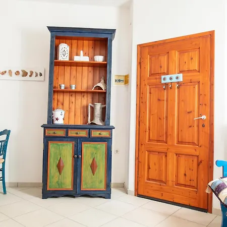 מלון Ficus Traditional קפלוס