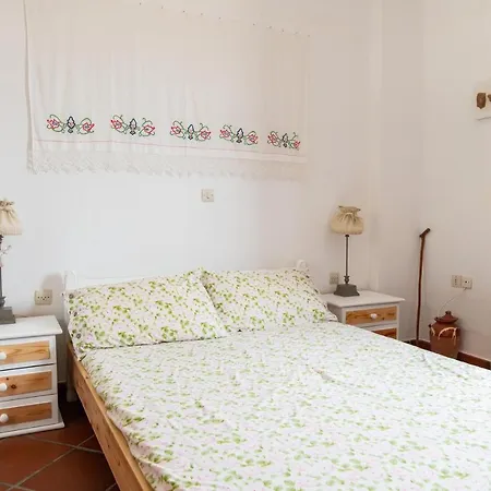 Ficus Traditional Bed & Breakfast Kefalos (Kos)